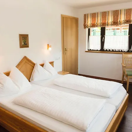 Haus Hubertus By Summit Travel Apart Otel Wagrain