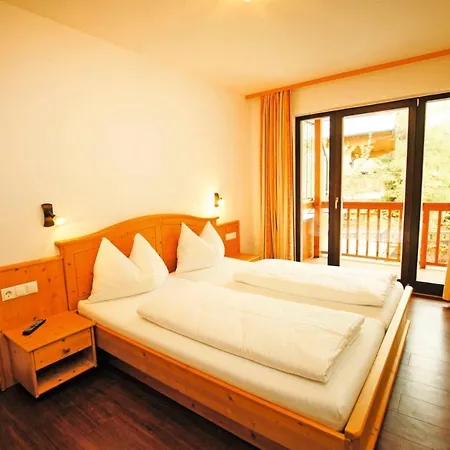 Apart Otel Haus Hubertus By Summit Travel Wagrain