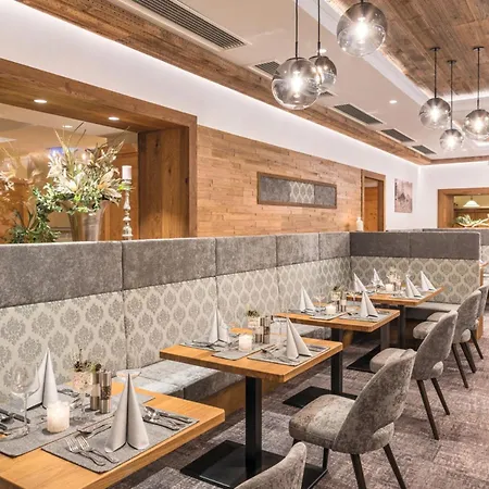 Haus Hubertus By Summit Travel Apart Otel